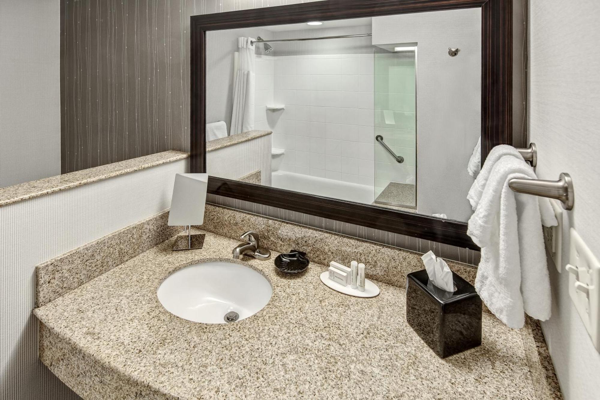 Courtyard Lima Hotel Ngoại thất bức ảnh